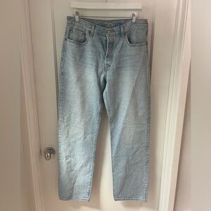 Levi’s 501 Original Fit Light Wash Jeans 31/32